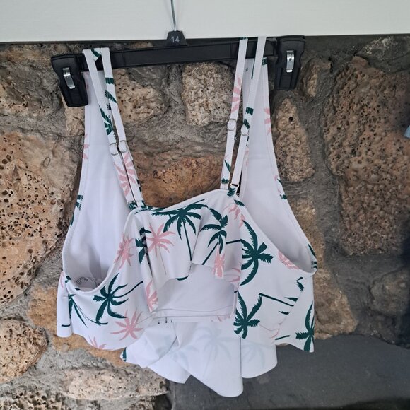 Crop Tankini Set - Picture 2 of 4